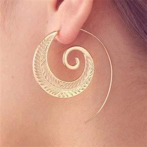 Spiral earrings